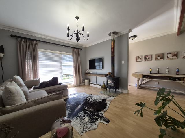 4 Bedroom Property for Sale in Ceres Western Cape